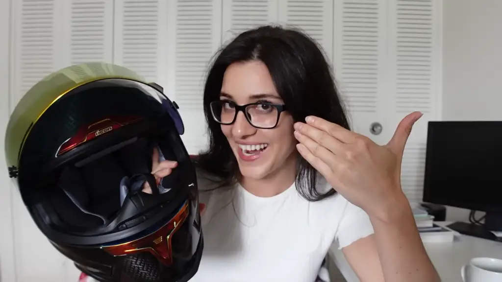 Can You Wear a Motorbike Helmet With Glasses?