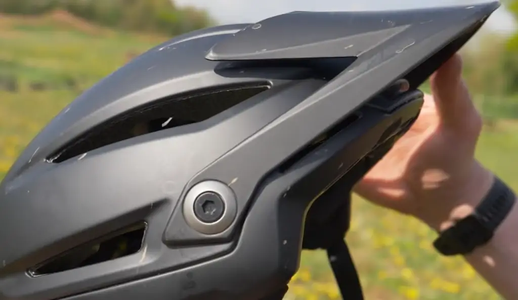 What are the Benefits of an Open-Face Helmet?