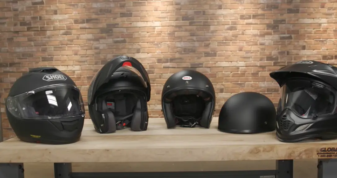 What Types of Helmets Exist?